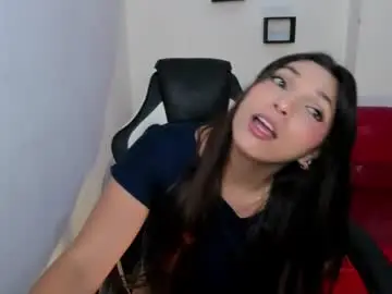 Nora22xx  live sex cam