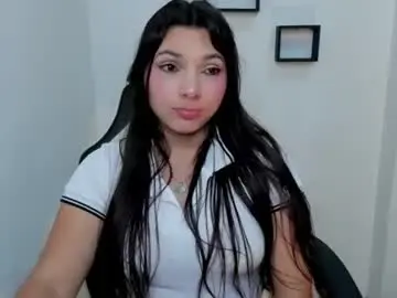 Nora22xx  live sex cam