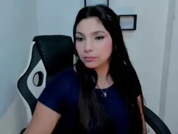 Nora22xx  live sex cam