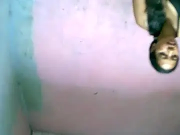 Rufine27  live sex cam