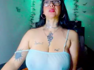Saalomee_1  live sex cam