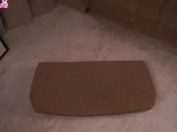 Tomokodelce  live sex cam