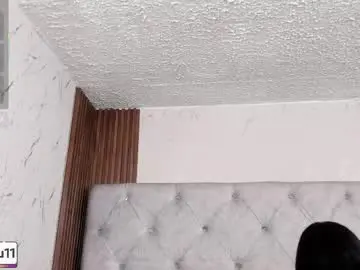 Valkilu11  live sex cam