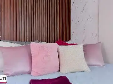 Valkilu11  live sex cam