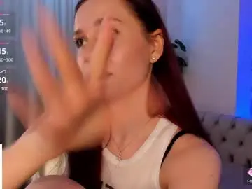 Aria_mila  live sex cam