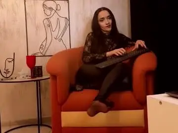 Bella_harper777  live sex cam