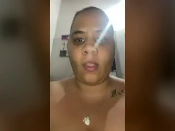 Gigi_diaz  live sex cam