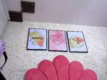 Luly_blue  live sex cam