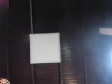 Mell_muller  live sex cam