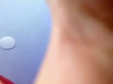 Sashaa_tay1  live sex cam
