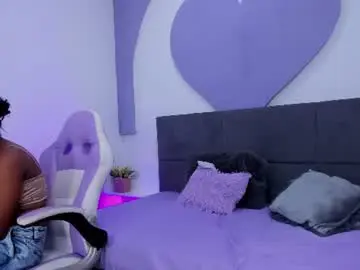 Alana_brunette11  live sex cam
