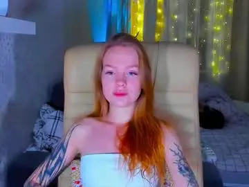 Babyfoxyy  live sex cam