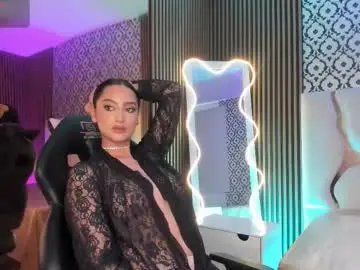 Beella_tay1  live sex cam