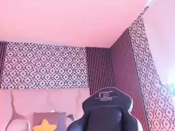 Beella_tay1  live sex cam