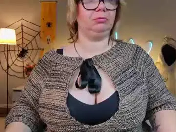 Bonnnyboobsy  live sex cam