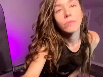 Bunithegoddess  live sex cam