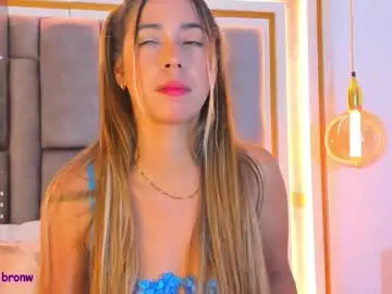 Hannabronw  live sex cam
