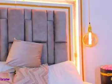 Hannabronw  live sex cam