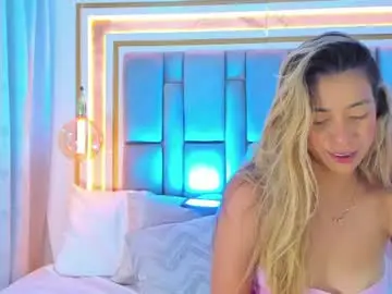 Hannabronw  live sex cam