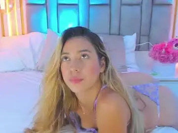 Hannabronw  live sex cam
