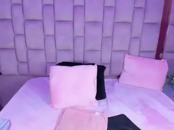 Hazel_18_  live sex cam