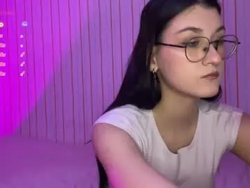 Linnaspleasure  live sex cam