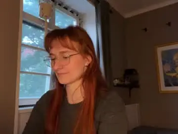 Lyorel  live sex cam