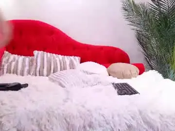 Selenanoir  live sex cam