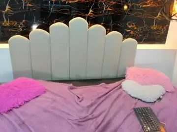 Sweettdreamm  live sex cam