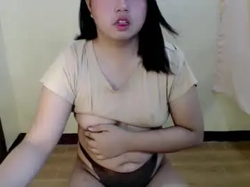 Urslut_max  live sex cam