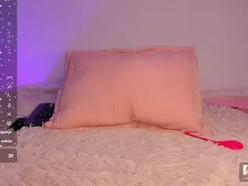 _emilywalker1  live sex cam