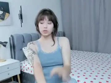 Brittaneybarlow  live sex cam