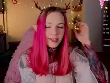 Cherry_roxy  live sex cam