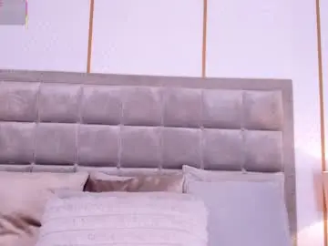 Dakotawangi  live sex cam