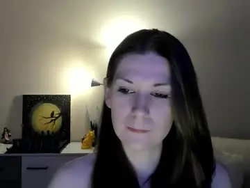 Gretamiln  live sex cam