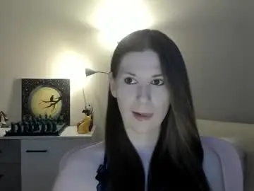 Gretamiln  live sex cam