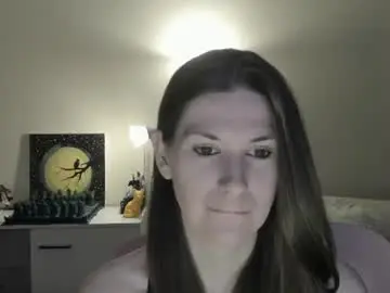 Gretamiln  live sex cam