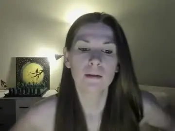 Gretamiln  live sex cam