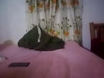 Hotmilkypinay  live sex cam