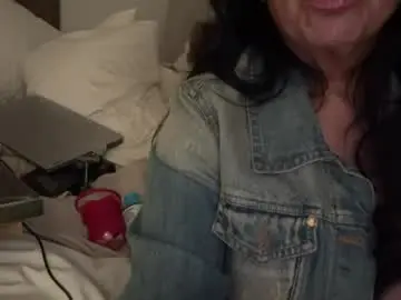Insatiable110  live sex cam