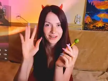 Kamila__moore  live sex cam