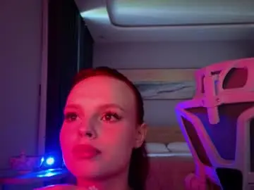 Mollybossy  live sex cam
