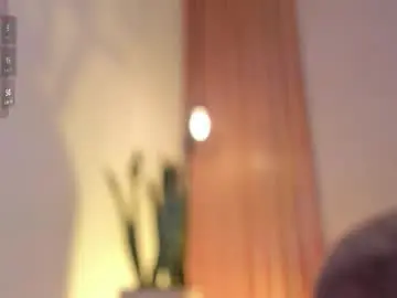 Pawggirl18  live sex cam