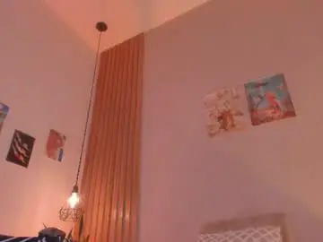 Pawggirl18  live sex cam