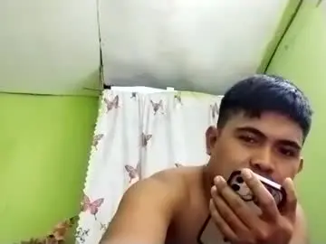 Rodzkie_sheesh  live sex cam