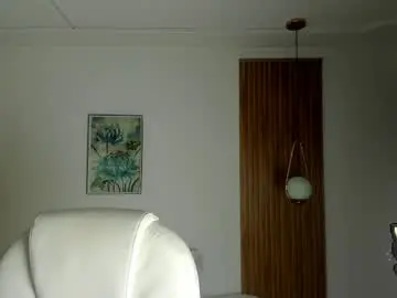 Skarlet_sun  live sex cam