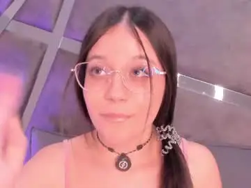 Srta_walker  live sex cam