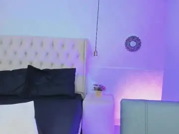 Tatihornyy  live sex cam