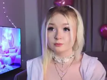 Twinklefluff  live sex cam