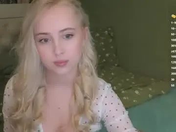 Angel_xloe_  live sex cam